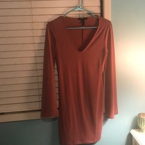 Rose pink bell sleeved body con dress